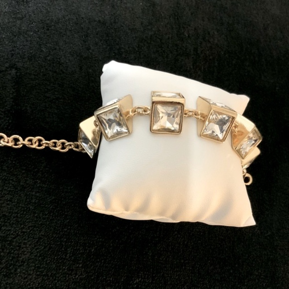 Women’s Gold and Jeweled Fashion Bracelet - Picture 5 of 7